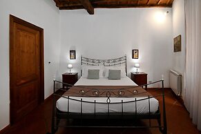 Vicolo dell'Aquila- Residenze Romanae
