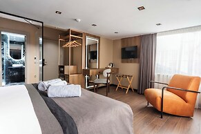 Marlon Hotel
