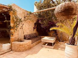 RIAD EUCALYPTUS, ETHNIC HOTEL