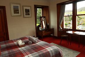 The Retreat Hotel