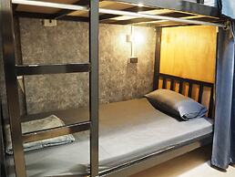 Bed Space Hostel