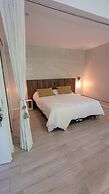 La Belle San Isidro Lofts