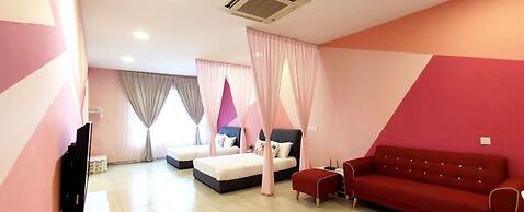 PoP Kitty Octagon Ipoh Homestay