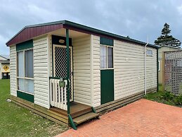 Dylene Holiday Park