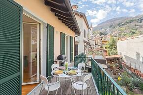 Ponente Balcony in Gravedona