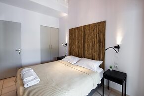 Drakatos Apartment 1B X