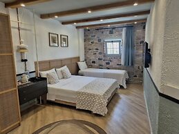 Qara Otel