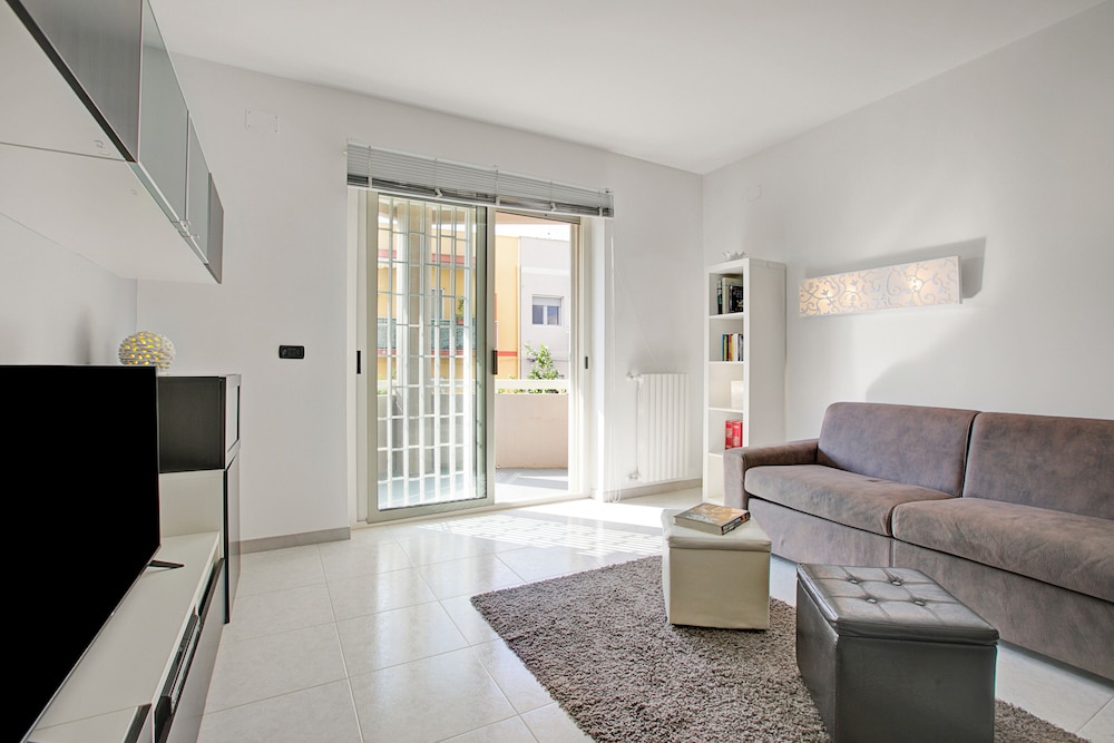 Monopoli Beach House 200 m From the sea