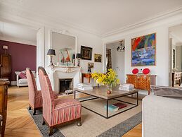 Paris Arc de Triomphe Residence
