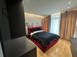 Kalpazo Lakescape Tirana