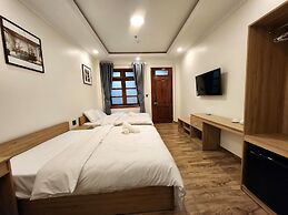 KSol Hotel & Apartment