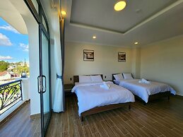 KSol Hotel & Apartment