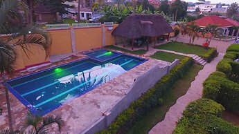 Lucian Cottages