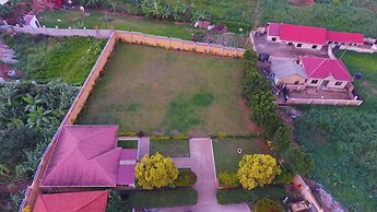 Lucian Cottages