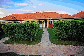 Lucian Cottages