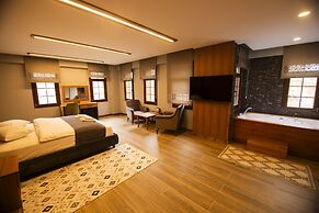 Kervansaray Deluxe Hotel