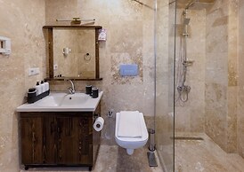Yellow Stone Suites
