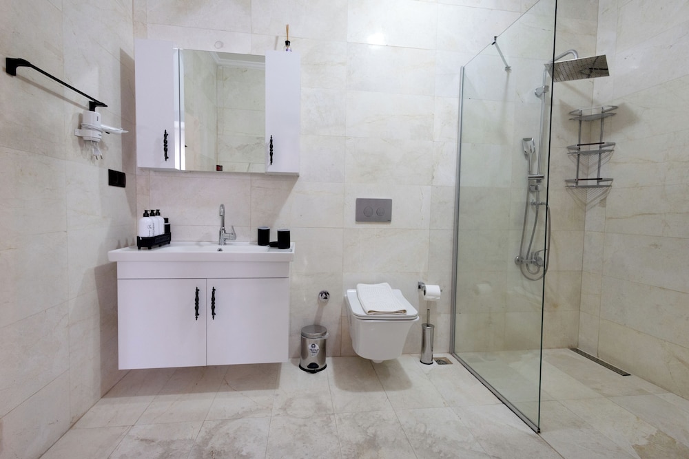 Yellow Stone Suites