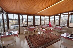 Yellow Stone Suites