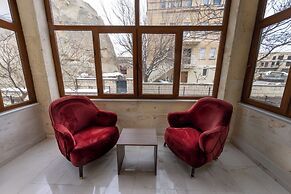 Yellow Stone Suites
