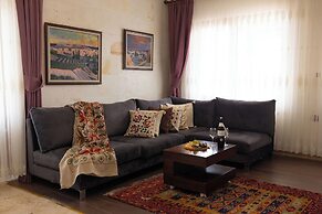 Yellow Stone Suites