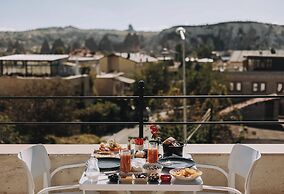 Yellow Stone Suites