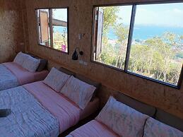 Parinya Hill Homestay & Cafe Koh Larn