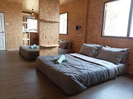 Parinya Hill Homestay & Cafe Koh Larn
