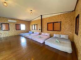 Parinya Hill Homestay & Cafe Koh Larn