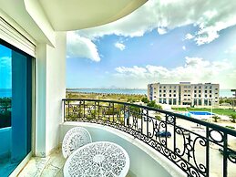 The Lake View Spacious With Amazing Terrace