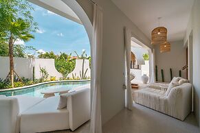 Villa Hawk