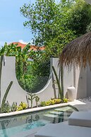 Villa Hawk