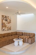 Villa Hawk