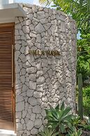 Villa Hawk