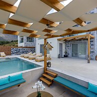 Sunny Drops Blue Villa by Estia