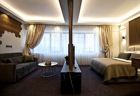 VALIDE RESIDENCE