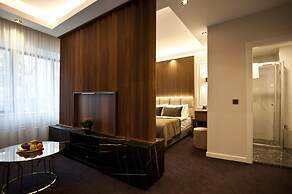 VALIDE RESIDENCE