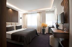 VALIDE RESIDENCE
