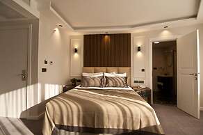 VALIDE RESIDENCE