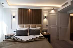 VALIDE RESIDENCE