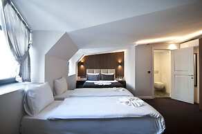 VALIDE RESIDENCE