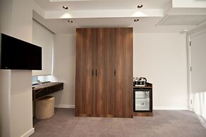 VALIDE RESIDENCE