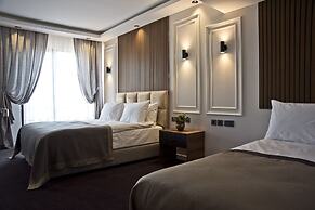 VALIDE RESIDENCE