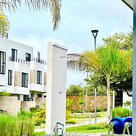 Casa Bugambilias