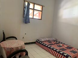 OYO Life 93841 Panorama Dewi