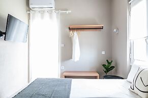 Blue Hug Apartments