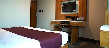 Hotel OM Tapovan