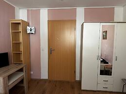 WG-Hostel
