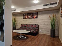 WG-Hostel