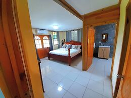 Pinard's Mountain Resort - Cottage 10